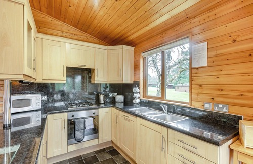 Beaworthy Ski Chalet | 3 bedroom accommodation in Halwill, Nr Beaworthy