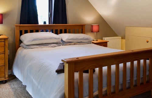 Llanrug Cottage | 3 bedroom accommodation in Llanrug, near Caernarfon