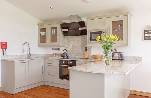 Welsh Frankton Ski Chalet | 3 bedroom accommodation in Ellesmere