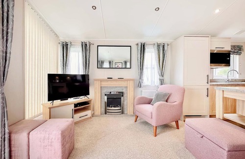 Cross Inn House | 3 bedroom accommodation in Nr New Quay, Cardiganshire