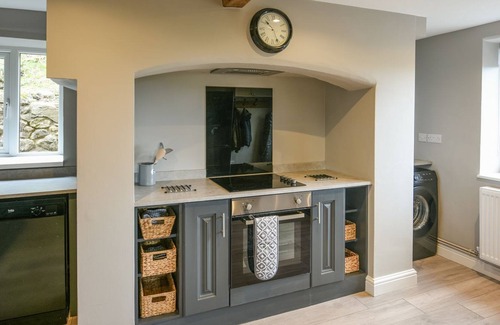 Welshpool Cottage | 3 bedroom accommodation in Llangyniew, near Welshpool