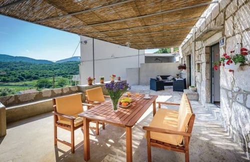 Mrcevo House | 3 bedroom accommodation in Mrcevo