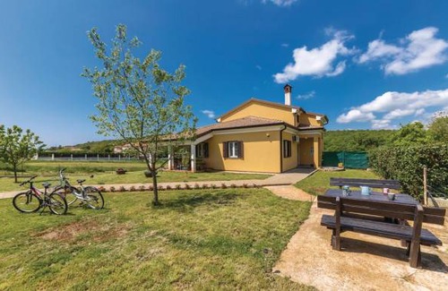 Putini House | 3 bedroom accommodation in Putini