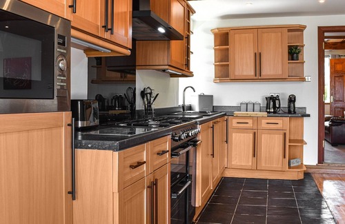 Hepworth Cottage | 3 bedroom accommodation in Scholes, near Holmfirth