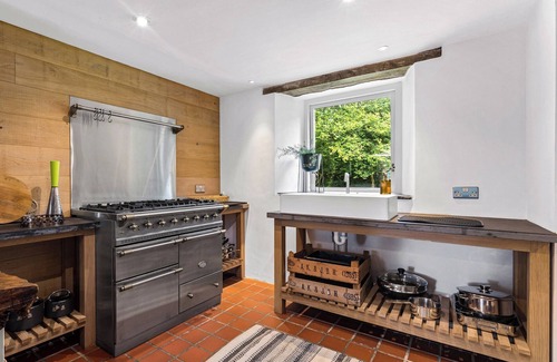 Whitland Cottage | 3 bedroom accommodation in Narberth