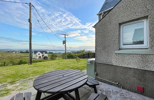 Isle of Lewis Cottage | 3 bedroom accommodation in Sandwick