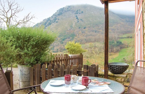 El Cueto House | 3 bedroom accommodation in El Cueto
