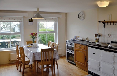 Crynant Cottage | 3 bedroom accommodation in Rhossilli, near Swansea