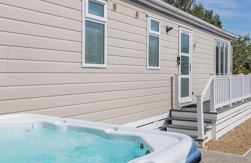 Yaxham Cabin | 3 bedroom accommodation in Yaxham, Dereham