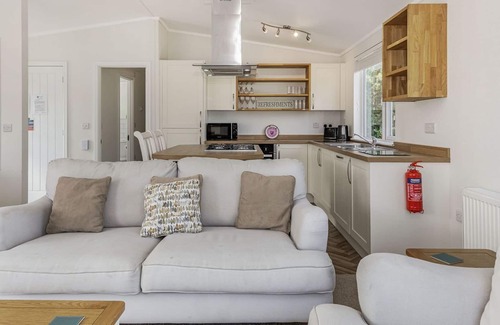 Yaxham Cabin | 3 bedroom accommodation in Yaxham, Dereham