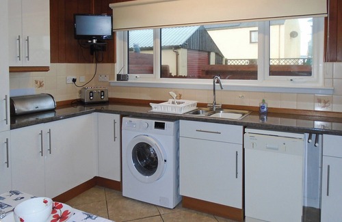 Dornoch Cottage | 3 bedroom accommodation in Embo, near Dornoch