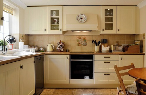 Lydney Cottage | 3 bedroom accommodation in Oldcroft, Lydney