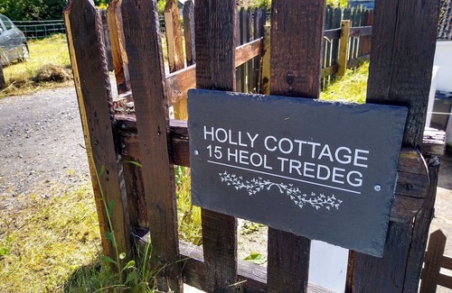 Margam Cottage | 3 bedroom accommodation in Cwmtwrch, near Swansea