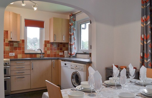 Totland Bay Cottage | 3 bedroom accommodation in Totland