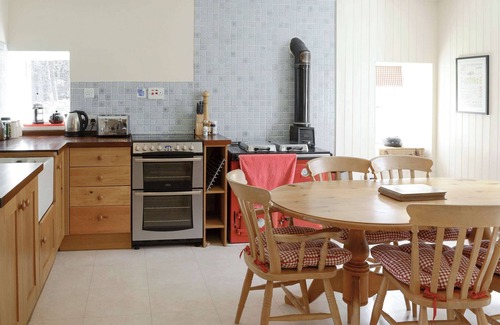 Lairg Cottage | 3 bedroom accommodation in Rosehall, near Lairg