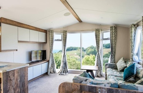 Looe Cabin | 3 bedroom accommodation in Looe