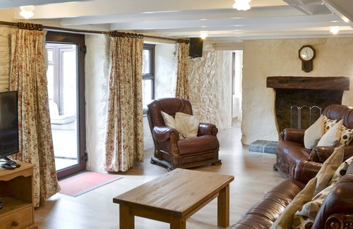 Mount Hawke Cottage | 3 bedroom accommodation in Mount Hawke, near St Agnes