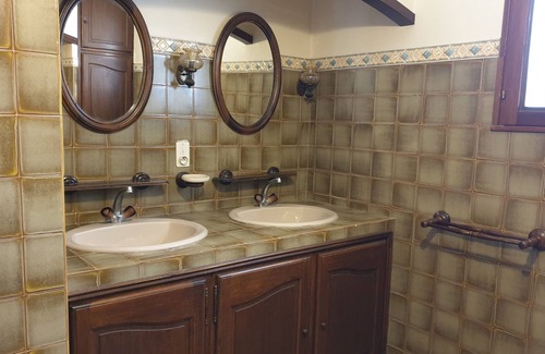 Saint-Didier House | 3 bedroom air-conditioned villa