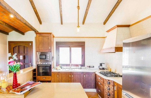 El Gastor House | 3 bedroom amazing home in El Gastor