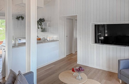 Grønninghoved Strand House | 3 bedroom amazing home in Sjølund