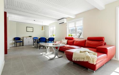 Helberskov Strand House | 3 Bedroom Amazing Home In Hadsund