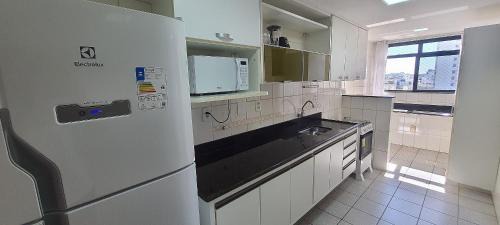 Guarapari Apartment | 3 Bedroom Apartment 190m from the Beach EPP0602