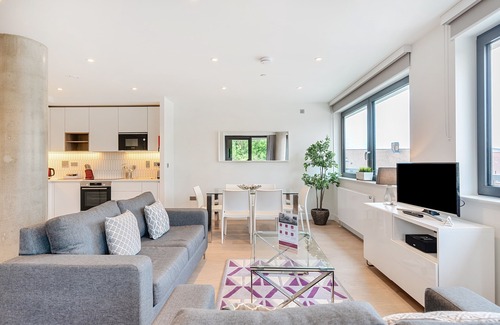 Wembley Central Apartment | 3 bedroom apartment in Wembley