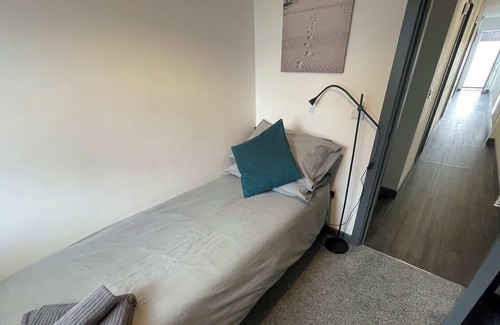 Worksop Apartment | 3 bedroom apartment in the village of Whitwell