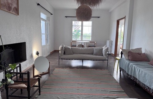 Carthage Apartment | 3-bedroom apartment in phenomenal Carthage with WiFi, AC