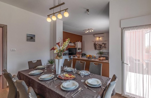 Marcana House | 3 bedroom awesome home in Marcana