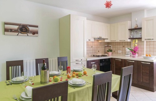 Orbanici House | 3 bedroom awesome home in Orbanici