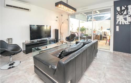 Martigues House | 3 Bedroom Awesome Home In Carro
