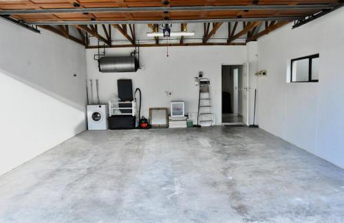 Rand Rifles House | 3-bedroom beach house