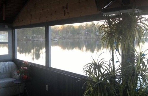 Laconia Cottage | 3 Bedroom Boathouse On Paugus Bay Lake Winnipesaukee