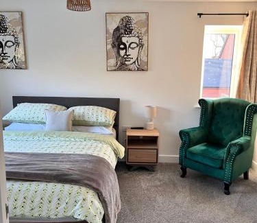 Netley House | 3 Bedroom Brand New Whiteley Home with Hot Tub