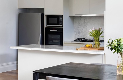 Brighton House | 3 bedroom Brighton home with a huge pool and lush gardens.