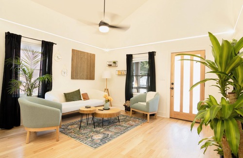 Pittsburgh House | 3-bedroom bungalow in beautiful Atlanta