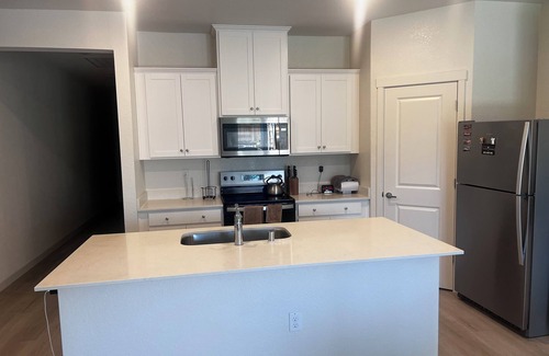 Stockton House | 3-bedroom bungalow in tranquil Stockton with parking garage