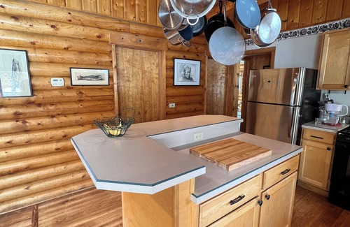 Bozeman Cabin | 3-bedroom cabin in beautiful Bridger Canyon