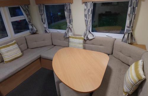 Shanklin Resort | 3 bedroom caravan 14 kingsgate