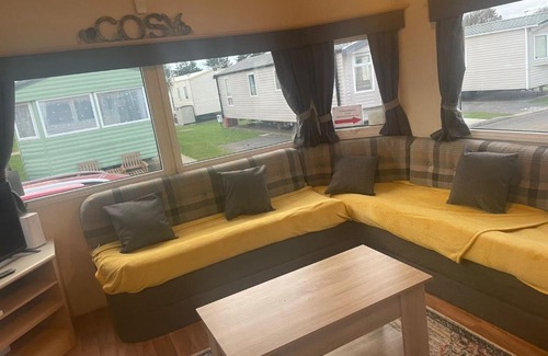 Porthcawl House | 3 Bedroom Caravan - Maples 126, Trecco Bay