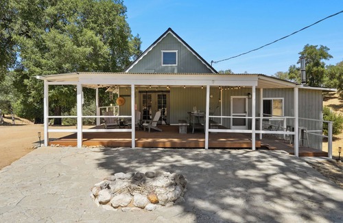 Paso Robles Ski Chalet | 3-bedroom Chalet in lovely Paso Robles near wineries