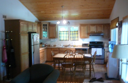 Kincardine Cottage | 3 bedroom cottage for weekly rental in Kincardine
