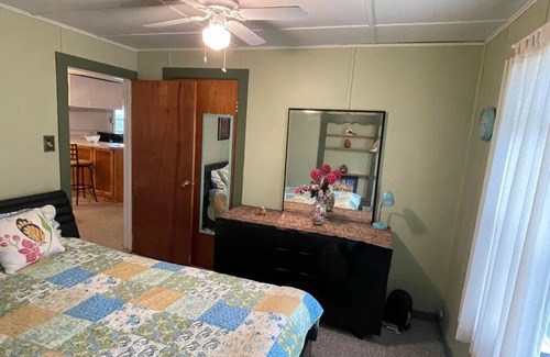 Greentown Cottage | 3 Bedroom Cottage Inside Promised Land State Park!
