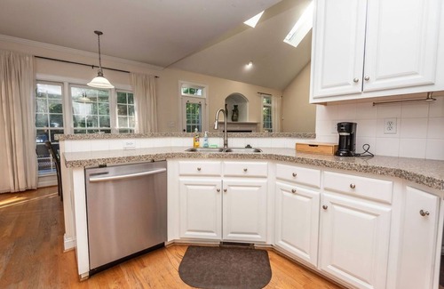 Prosperity Church Road House | 3 Bedroom Cozy, Comfy Home in the Queen City!