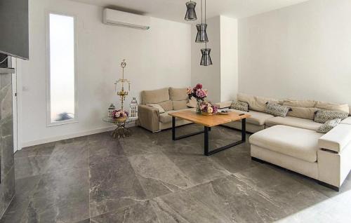 Lucena House | 3 Bedroom Cozy Home In Lucena