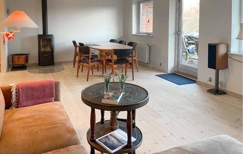 Rrvig House | 3 Bedroom Cozy Home In Rørvig
