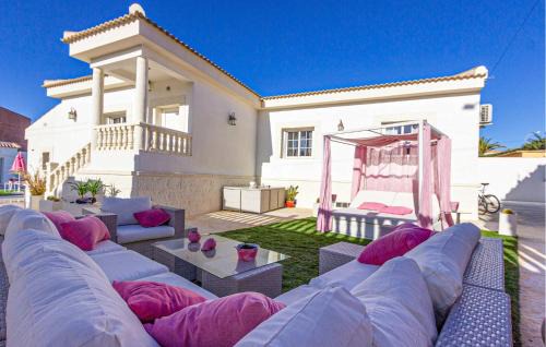 Quesada House | 3 Bedroom Cozy Home In Rojales