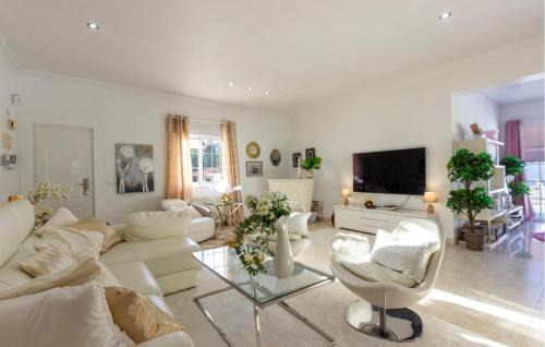 Quesada House | 3 Bedroom Cozy Home In Rojales