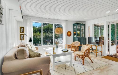 Sjllands Odde House | 3 Bedroom Cozy Home In Sjællands Odde